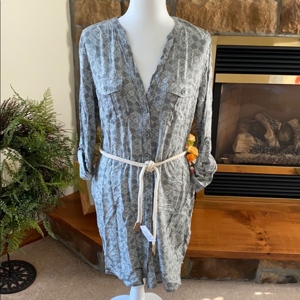 Dress-casual. Brand new. Never worn.